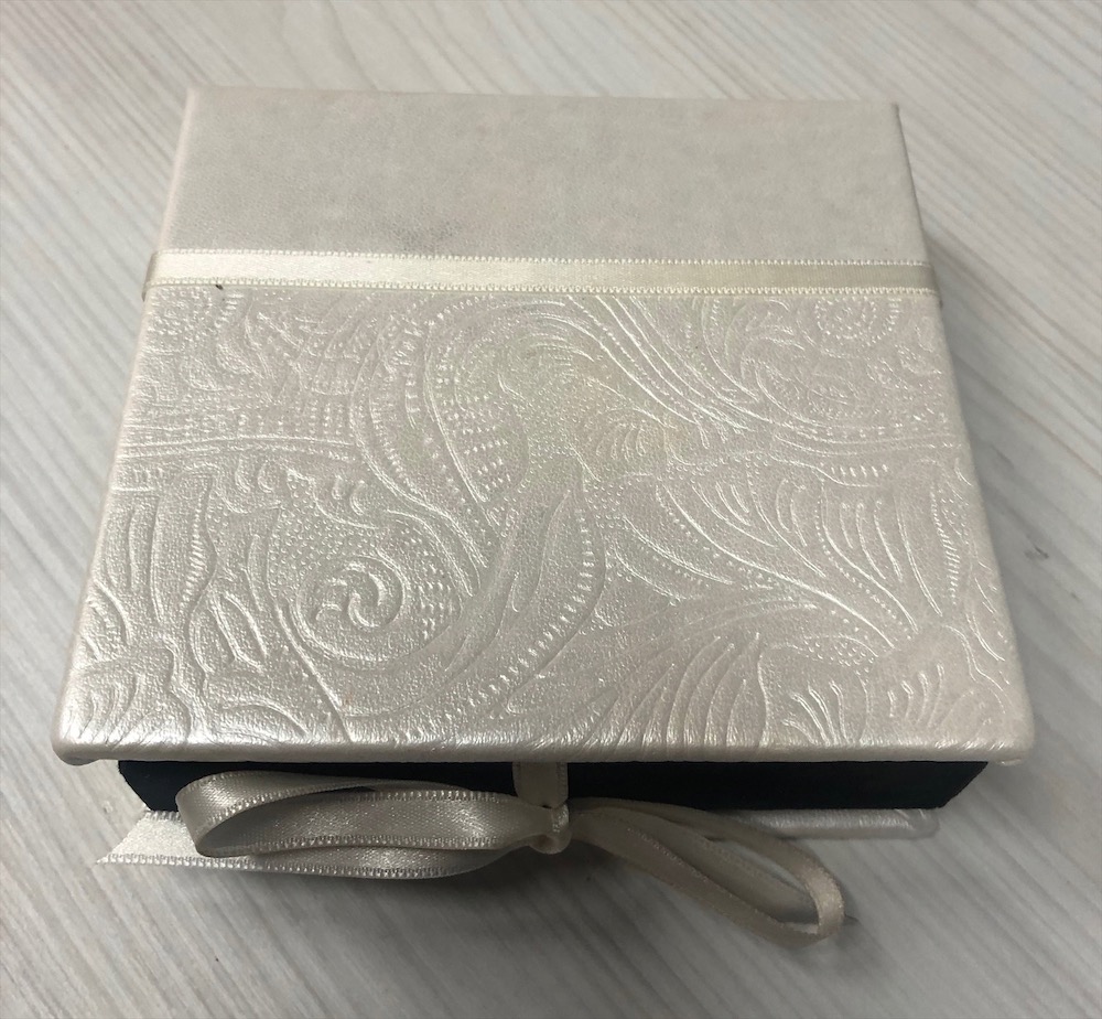 Caja pendrive